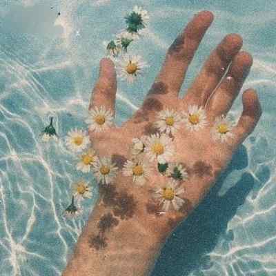 آهنگ اعتماد نداریم به هم اشتباست نباشیم بهتره + دانلود 320